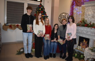 Zdjęcie do wpisu Mikołajowo-świąteczne spotkanie DKK dla Młodzieży