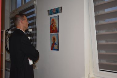 Zdjęcie z galerii Wernisaż wystawy pt. „Matka Boska i święci w ikonach”